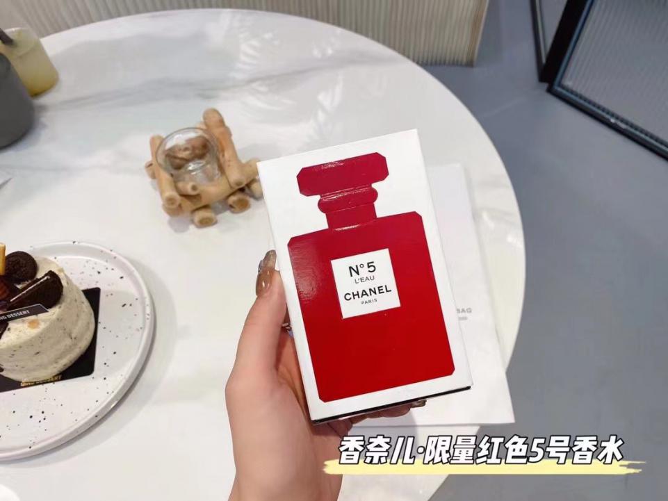 replica,repliche,fake,1:1,earrings,bracelet,ring,jewelry Profumo Chanel Red No. 5 in edizione limitata da 100 ml (23A1) replica,repliche,fake,1:1,earrings,bracelet,ring,jewelry Profumo Chanel Red No. 5 in edizione limitata da 100 ml (23A1)