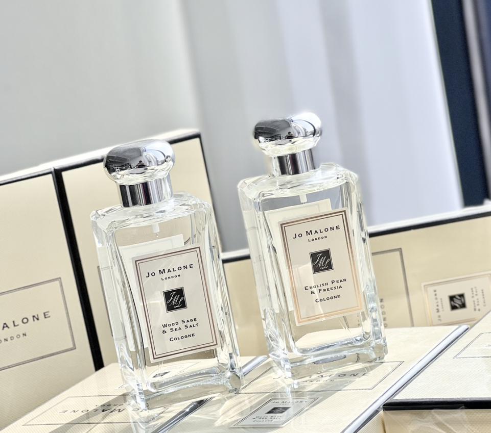 replica,repliche,fake,1:1,earrings,bracelet,ring,jewelry Il profumo più classico di Jo Malone: Salvia e Sale Marino replica,repliche,fake,1:1,earrings,bracelet,ring,jewelry Il profumo più classico di Jo Malone: Salvia e Sale Marino