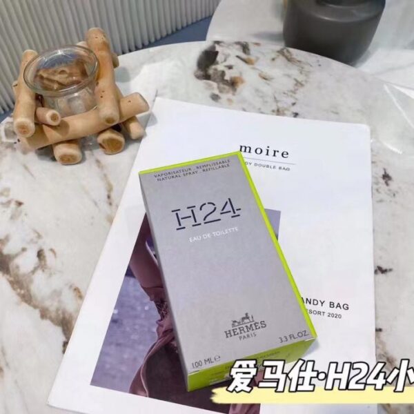 replica,repliche,fake,1:1,earrings,bracelet,ring,jewelry Hermes Una nuvola bianca in estate 100ml