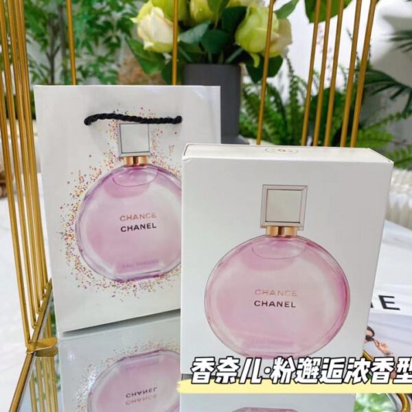 Incontro rosa Chanel