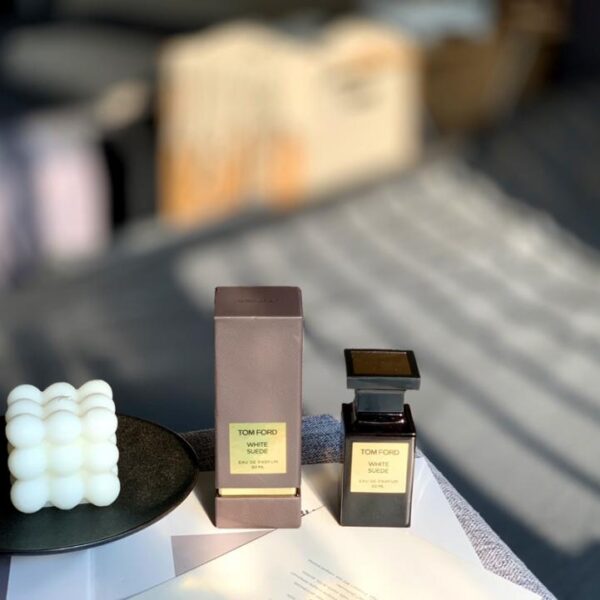 replica,repliche,fake,1:1,earrings,bracelet,ring,jewelry TOM FORD profumo muschio bianco 50ml
