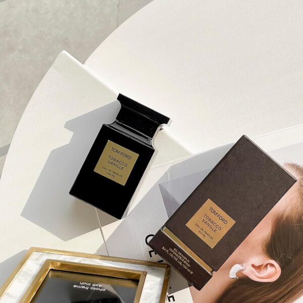 replica,repliche,fake,1:1,earrings,bracelet,ring,jewelry Profumo alla vaniglia e tabacco Tom Ford