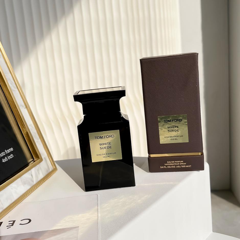 replica,repliche,fake,1:1,earrings,bracelet,ring,jewelry Tom Ford TF muschio bianco replica,repliche,fake,1:1,earrings,bracelet,ring,jewelry Tom Ford TF muschio bianco