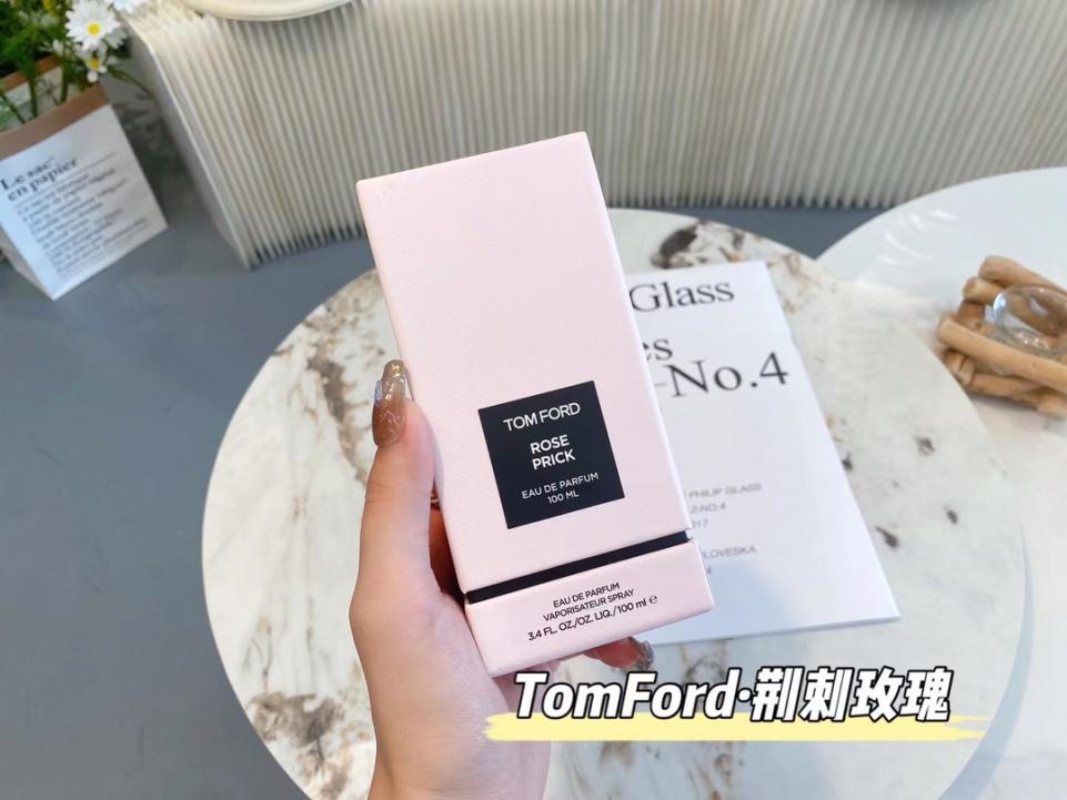 replica,repliche,fake,1:1,earrings,bracelet,ring,jewelry TF fragranza alla rosa spinata 100 ml Serie di fragranze private TOM FORD (F369) replica,repliche,fake,1:1,earrings,bracelet,ring,jewelry TF fragranza alla rosa spinata 100 ml Serie di fragranze private TOM FORD (F369)