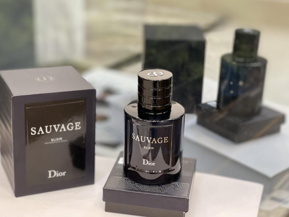 replica,repliche,fake,1:1,earrings,bracelet,ring,jewelry Profumo Dior Wilderness 60ml (B716) replica,repliche,fake,1:1,earrings,bracelet,ring,jewelry Profumo Dior Wilderness 60ml (B716)