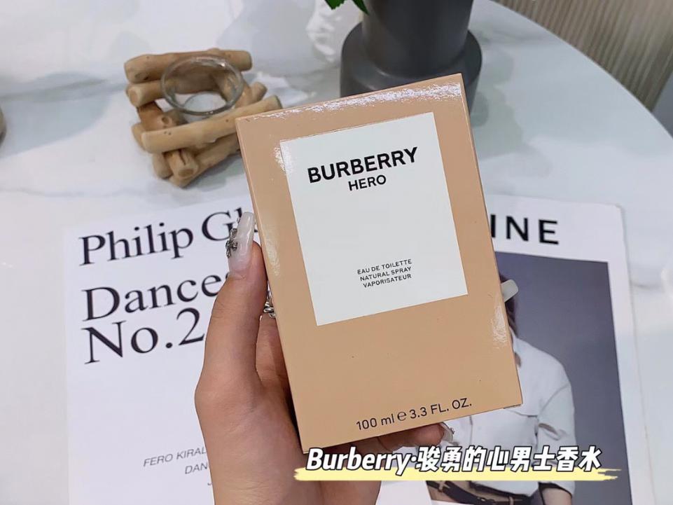 replica,repliche,fake,1:1,earrings,bracelet,ring,jewelry Burberry Junyong Eau de Toilette da uomo (FA10) replica,repliche,fake,1:1,earrings,bracelet,ring,jewelry Burberry Junyong Eau de Toilette da uomo (FA10)