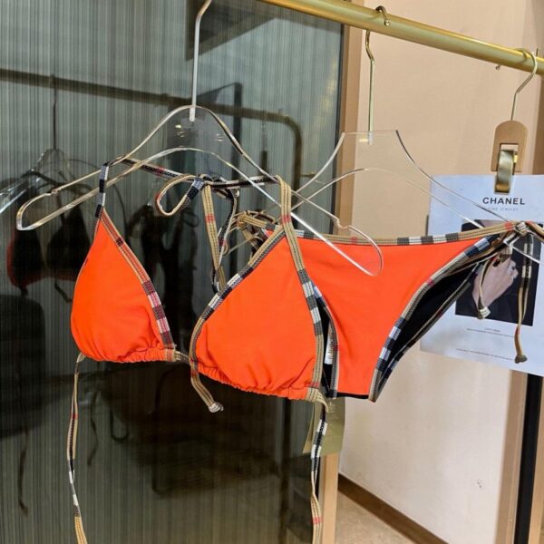replica,repliche,fake,1:1,earrings,bracelet,ring,jewelry Il top bikini di Burberry è fantastico