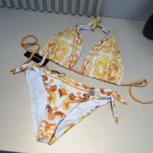 replica,repliche,fake,1:1,earrings,bracelet,ring,jewelry Il top bikini D&G è fantastico