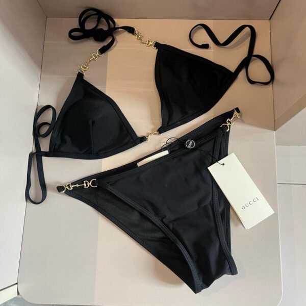 replica,repliche,fake,1:1,earrings,bracelet,ring,jewelry Il top bikini di Gucci è fantastico