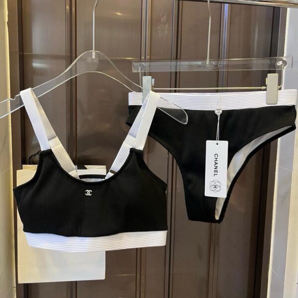 replica,repliche,fake,1:1,earrings,bracelet,ring,jewelry La nuova tuta sportiva da yoga fitness altamente elastica di Chanel