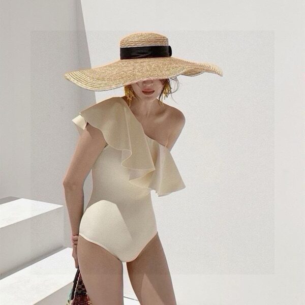 replica,repliche,fake,1:1,earrings,bracelet,ring,jewelry Costume intero Chanel haute couture