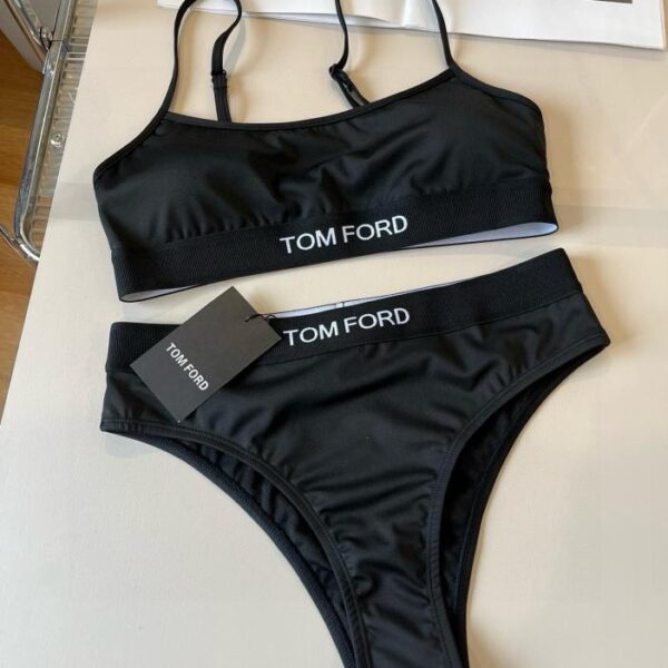 replica,repliche,fake,1:1,earrings,bracelet,ring,jewelry TOMFORD Nuovo costume da bagno con medaglia bikini Canotta Triangolo Leggings Costume da bagno separato