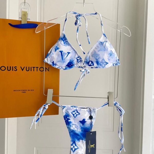 replica,repliche,fake,1:1,earrings,bracelet,ring,jewelry Il nuovo bikini di Louis Vuitton