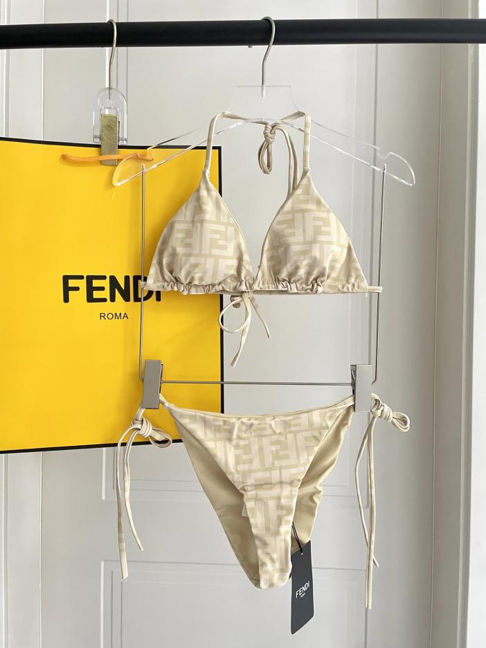 replica,repliche,fake,1:1,earrings,bracelet,ring,jewelry Costume bikini Fendi stampato replica,repliche,fake,1:1,earrings,bracelet,ring,jewelry Costume bikini Fendi stampato