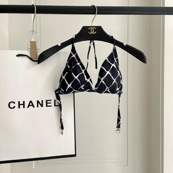 replica,repliche,fake,1:1,earrings,bracelet,ring,jewelry Il nuovo costume da bagno bikini Chanel👙