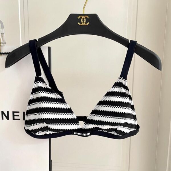 replica,repliche,fake,1:1,earrings,bracelet,ring,jewelry Il nuovo bikini di Miu Miu