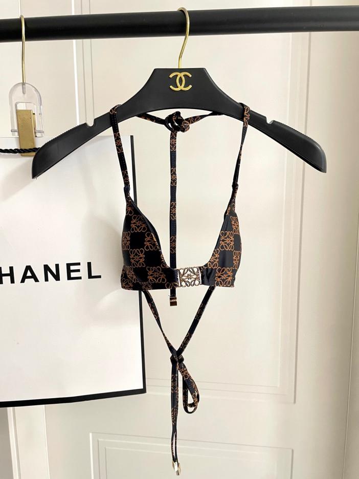replica,repliche,fake,1:1,earrings,bracelet,ring,jewelry Celine propone nuovissimi costumi da bagno adatti a varie scene: spiaggia, piscina, sorgente termale, parco acquatico, rafting replica,repliche,fake,1:1,earrings,bracelet,ring,jewelry Celine propone nuovissimi costumi da bagno adatti a varie scene: spiaggia, piscina, sorgente termale, parco acquatico, rafting