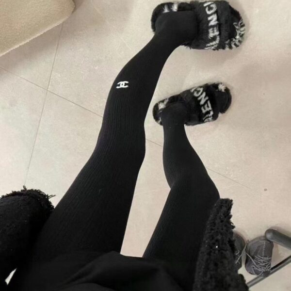 [Una scatola per scatola] Pantaloni compressivi twist CHANEL