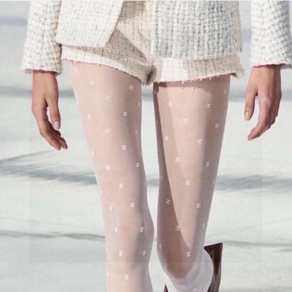 [Un paio in una scatola] Collant CHANEL calze floccate con decorazioni classiche a lettere
