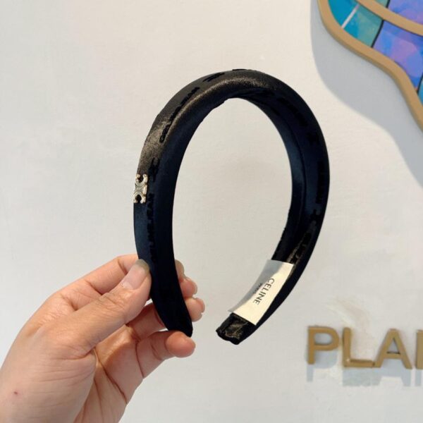 replica,repliche,fake,1:1,earrings,bracelet,ring,jewelry Viene fornito con la confezione CELINE Nuovo prodotto in stile coreano, piccola fascia per capelli con lettere fresche