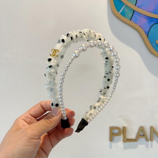 replica,repliche,fake,1:1,earrings,bracelet,ring,jewelry Viene fornito con la confezione CHANEL nuova fascia per capelli alla moda in pizzo con perle