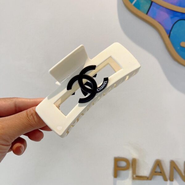 replica,repliche,fake,1:1,earrings,bracelet,ring,jewelry Viene fornito con confezione CHANEL nuove pinze di moda europee e americane
