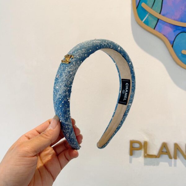 replica,repliche,fake,1:1,earrings,bracelet,ring,jewelry Viene fornito con la confezione della nuova fascia in denim di fascia alta CHANEL