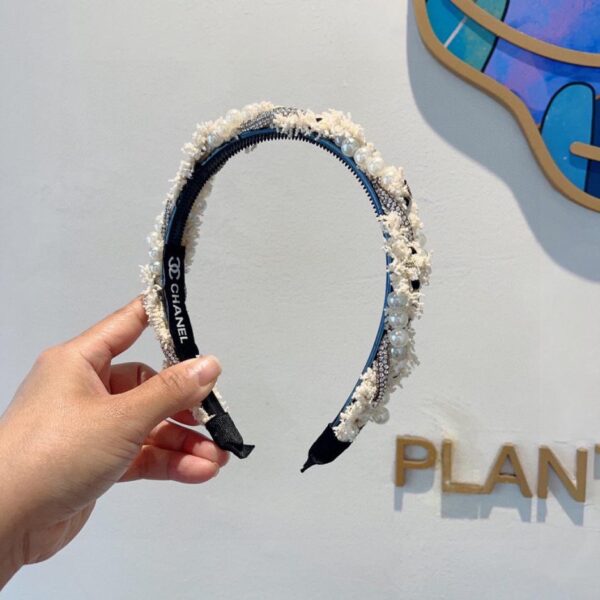 replica,repliche,fake,1:1,earrings,bracelet,ring,jewelry Viene fornito con la confezione della fascia per capelli dell’ultimo stile CHANEL