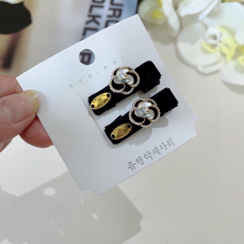 replica,repliche,fake,1:1,earrings,bracelet,ring,jewelry Viene fornito con confezione (paio) CHANEL nuova clip BB camelia, accessori per capelli con clip laterale con lettera classica e logo replica,repliche,fake,1:1,earrings,bracelet,ring,jewelry Viene fornito con confezione (paio) CHANEL nuova clip BB camelia, accessori per capelli con clip laterale con lettera classica e logo