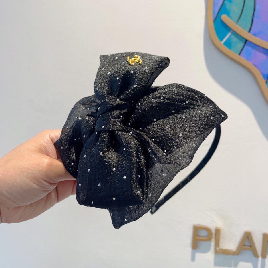 replica,repliche,fake,1:1,earrings,bracelet,ring,jewelry Viene fornito con la confezione CHANEL, fascia per capelli stile retrò con fiocco a mezzo cappello, ultima moda estiva replica,repliche,fake,1:1,earrings,bracelet,ring,jewelry Viene fornito con la confezione CHANEL, fascia per capelli stile retrò con fiocco a mezzo cappello, ultima moda estiva