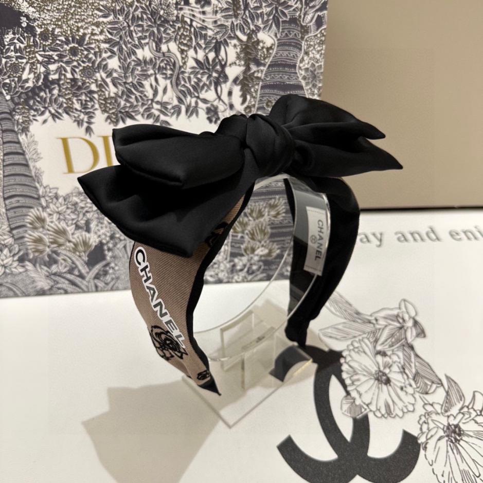 replica,repliche,fake,1:1,earrings,bracelet,ring,jewelry Viene fornito con la confezione da banco della popolare fascia CHANEL replica,repliche,fake,1:1,earrings,bracelet,ring,jewelry Viene fornito con la confezione da banco della popolare fascia CHANEL