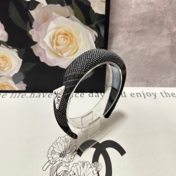 replica,repliche,fake,1:1,earrings,bracelet,ring,jewelry Con confezione da banco Prada ultimo cerchietto