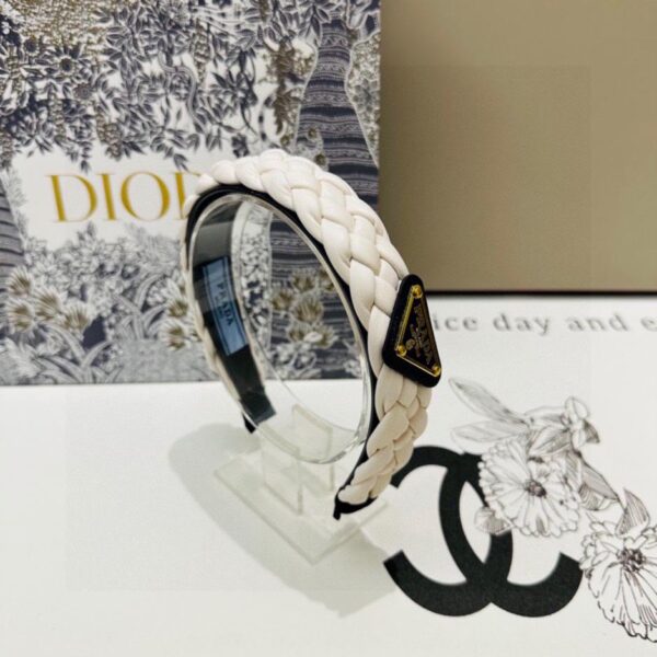 replica,repliche,fake,1:1,earrings,bracelet,ring,jewelry Con confezione da banco Prada ultimo cerchietto