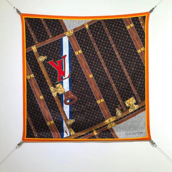 SLV2502 18mm fronte/retro 90x90cm twill di seta LV "Luggage" (FFCC)