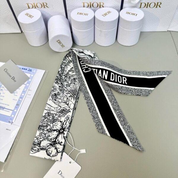 replica,repliche,fake,1:1,earrings,bracelet,ring,jewelry Sciarpa Dior twilly, classico stile elefante della giungla