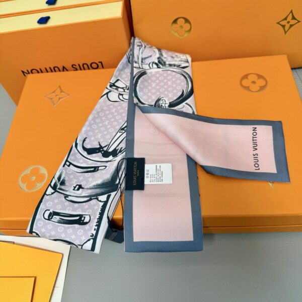 replica,repliche,fake,1:1,earrings,bracelet,ring,jewelry Piccola sciarpa di seta LV Twilly serie natalizia[