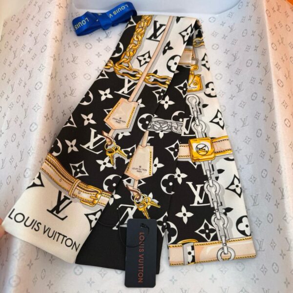 replica,repliche,fake,1:1,earrings,bracelet,ring,jewelry Sciarpa classica in seta bianca e nera di LV Louis Vuitton