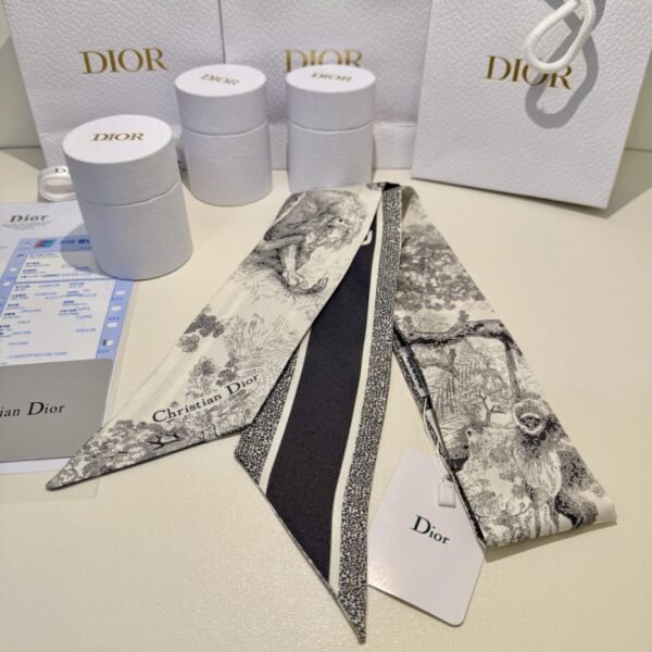 replica,repliche,fake,1:1,earrings,bracelet,ring,jewelry Fascia per capelli con streamer dello zoo della giungla CHSTIAN DIOR
