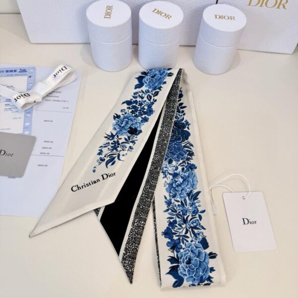 replica,repliche,fake,1:1,earrings,bracelet,ring,jewelry Fascio di capelli da giardino d’inverno DIOR