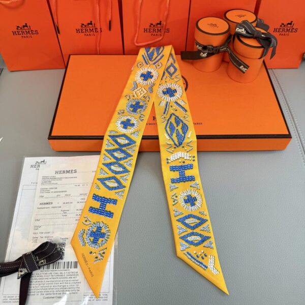 replica,repliche,fake,1:1,earrings,bracelet,ring,jewelry Sciarpa Twilly Hermes “Kelly en perles” (100% seta di gelso)