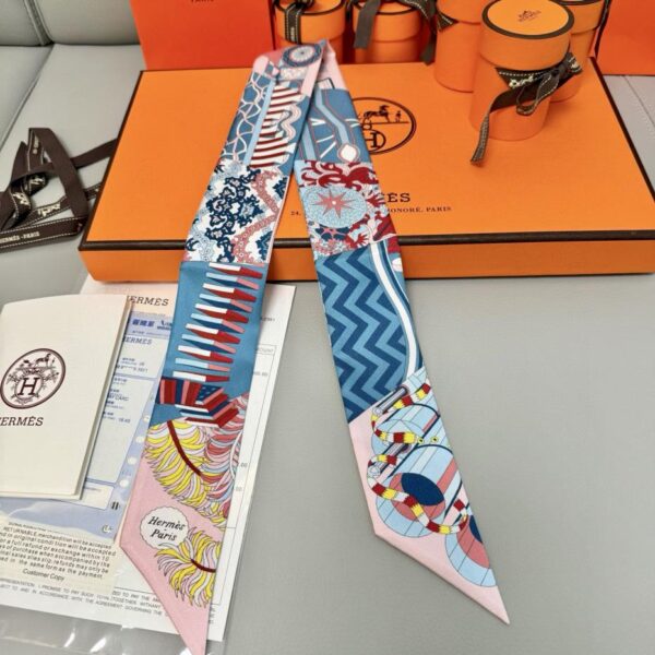 replica,repliche,fake,1:1,earrings,bracelet,ring,jewelry Sciarpa Twilly Hermes “From Umbrella to Showdown” (100% seta di gelso)