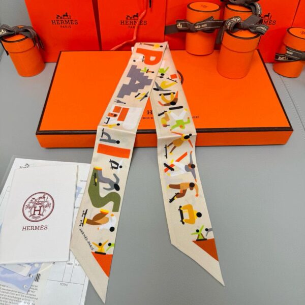 replica,repliche,fake,1:1,earrings,bracelet,ring,jewelry Sciarpa Twilly Hermes “Freedom” Nastro di seta Twilly (100% seta di gelso)