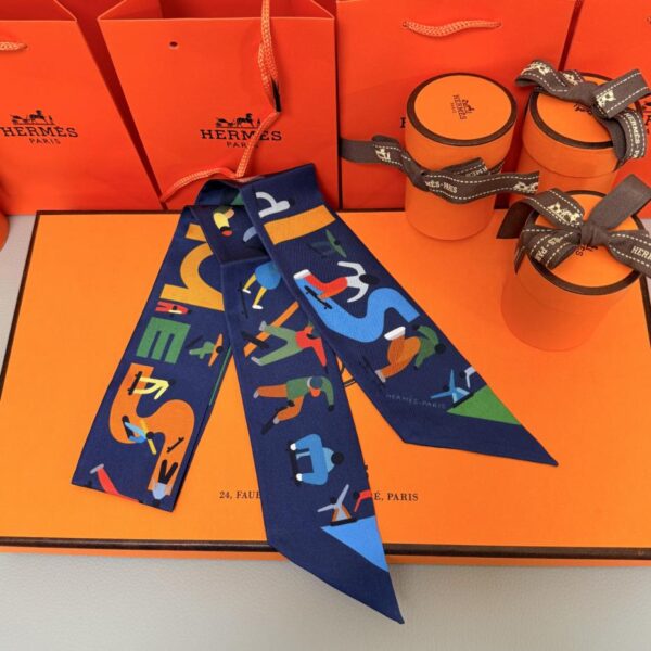 replica,repliche,fake,1:1,earrings,bracelet,ring,jewelry Sciarpa Twilly Hermes “Freedom” Nastro di seta Twilly (100% seta di gelso)