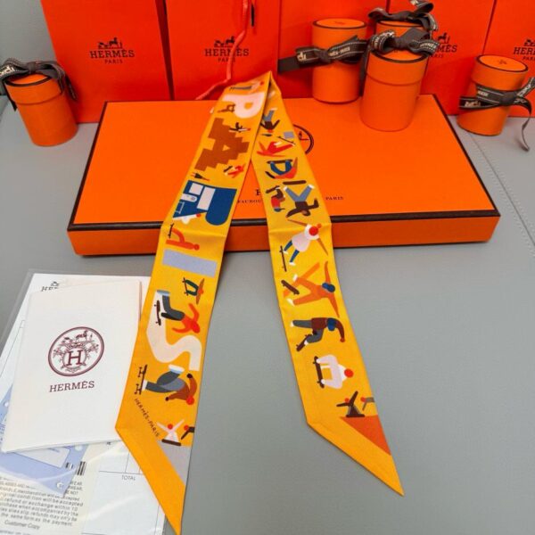replica,repliche,fake,1:1,earrings,bracelet,ring,jewelry Sciarpa Twilly Hermes “Freedom” Nastro di seta Twilly (100% seta di gelso)