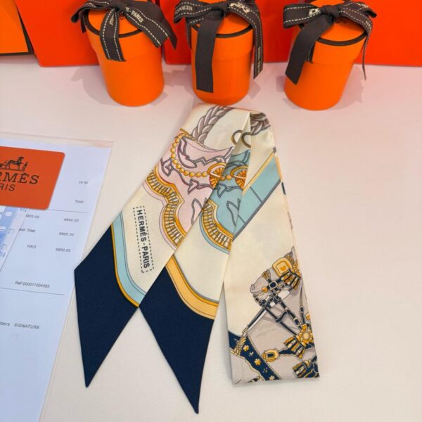 replica,repliche,fake,1:1,earrings,bracelet,ring,jewelry Sciarpa Twilly “Feast” di Hermes. Nastro di seta twilly (100% seta di gelso)