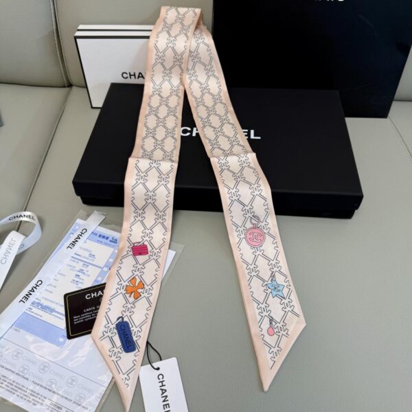 replica,repliche,fake,1:1,earrings,bracelet,ring,jewelry Sciarpa Chanel in seta doppio strato