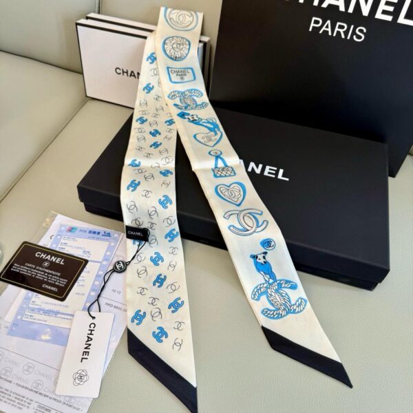 replica,repliche,fake,1:1,earrings,bracelet,ring,jewelry La sciarpa Chanel Twilly è qui