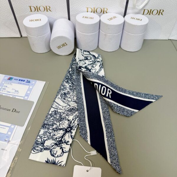 replica,repliche,fake,1:1,earrings,bracelet,ring,jewelry Sciarpa Dior twilly, classico stile elefante della giungla