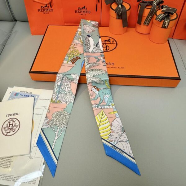 replica,repliche,fake,1:1,earrings,bracelet,ring,jewelry Sciarpa Twilly Hermes “Paradise of Curiosities” (100% seta di gelso)