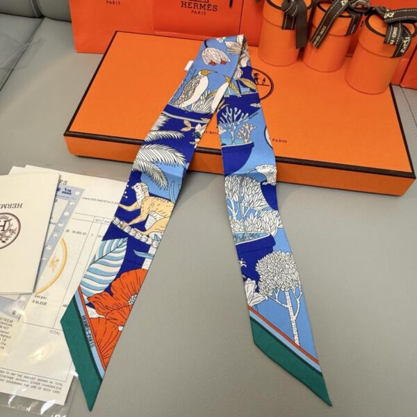 replica,repliche,fake,1:1,earrings,bracelet,ring,jewelry Sciarpa Twilly Hermes “Paradise of Curiosities” (100% seta di gelso)